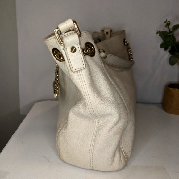 Michael Kors Ivory Leather Purse Gold Metal Chain Shoulder Bag Jet Set Tote Crea - Picture 3 of 15